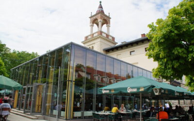 Frau Mag. Ayad zur Eröffnung des Parkcafés
